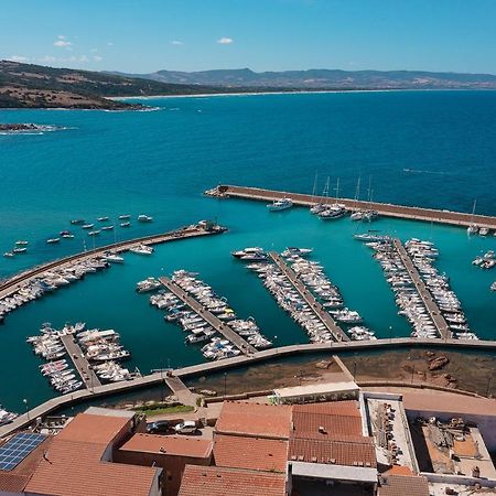 Rocce Rosse Sardinia Aparthotel Isola Rossa Exterior foto