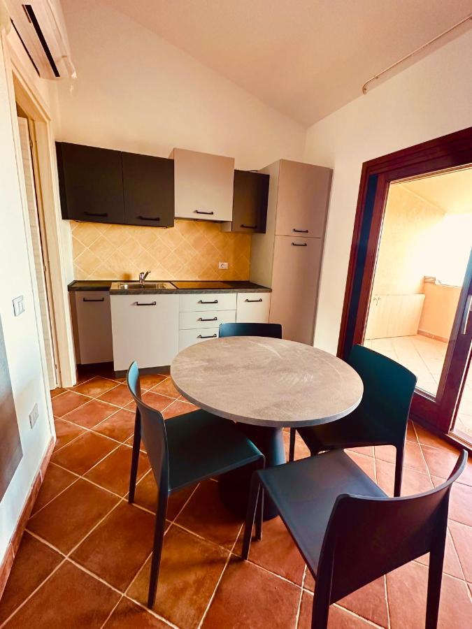 Rocce Rosse Sardinia Aparthotel Isola Rossa Exterior foto