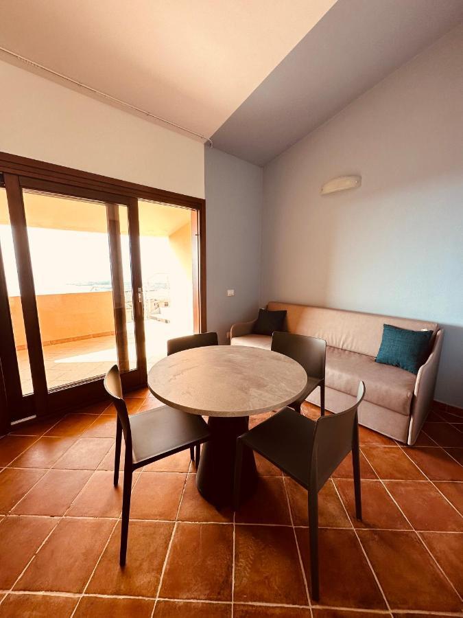 Rocce Rosse Sardinia Aparthotel Isola Rossa Exterior foto